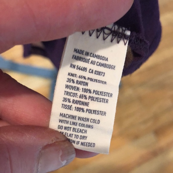 American Eagle Outfitters size XL purple scoop top neck , semi sheer back - Picture 5 of 7